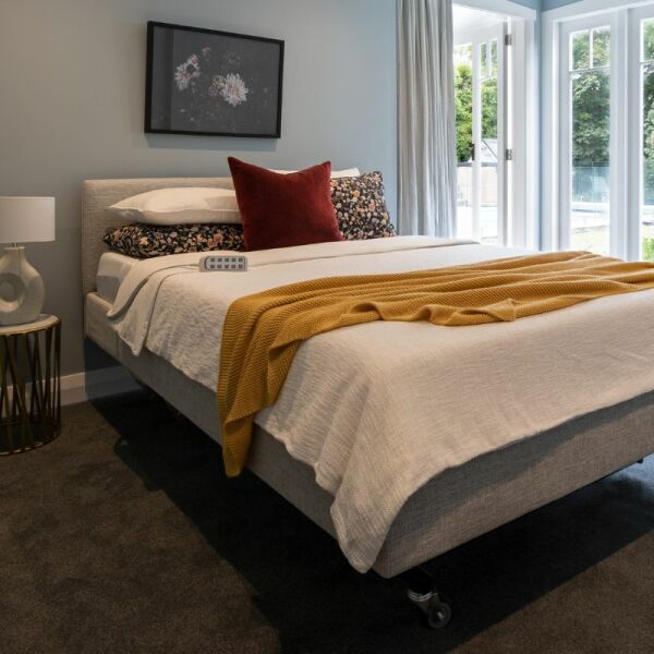 Elite Homecare Bed Bundle (Queen) - MedEquip ShopElite Hospital Beds