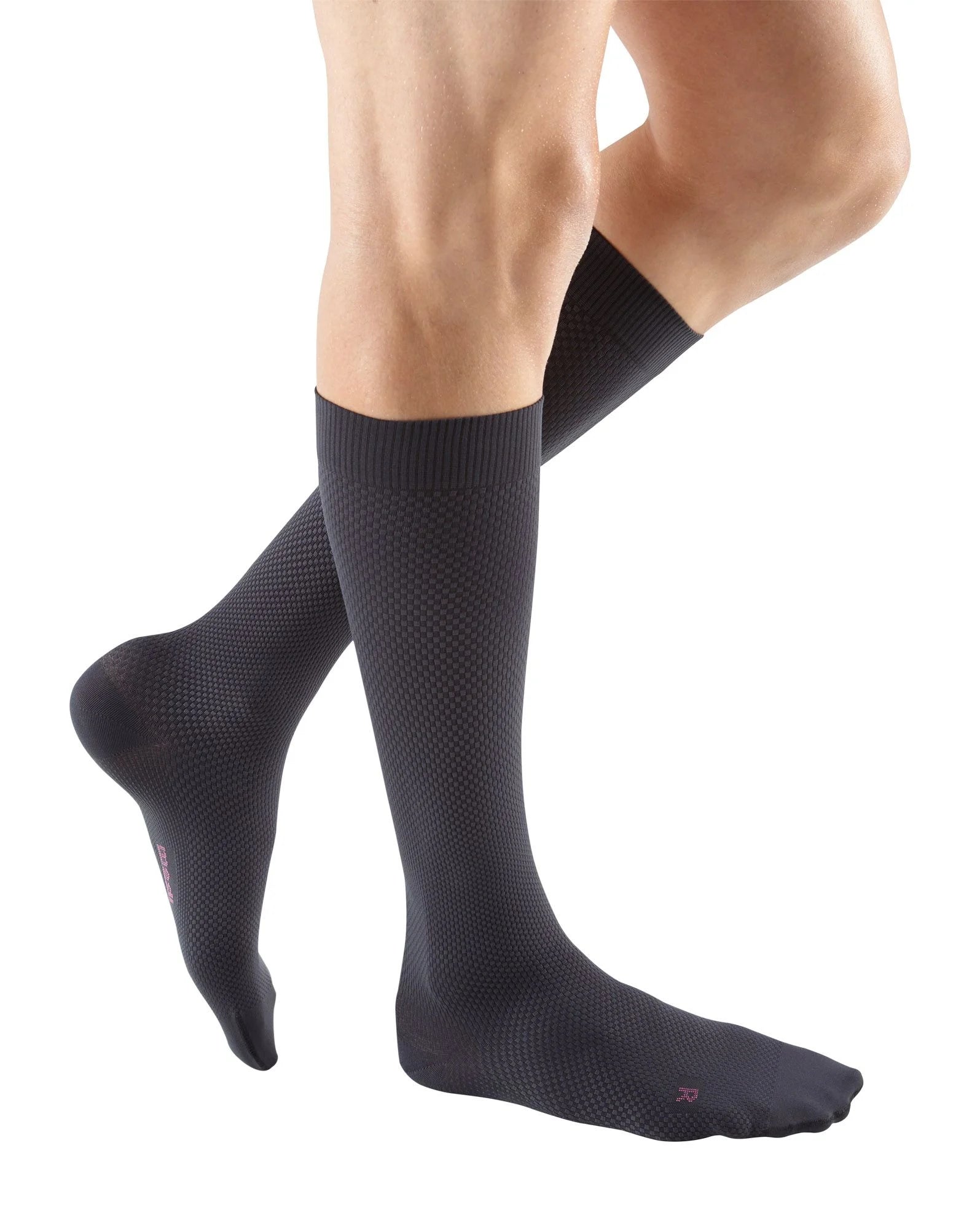 Sigvaris  Microfiber 820 Calf Compression Level: 20-30mmHg Size: LL - Large Long Gender: Men's Closed Toe