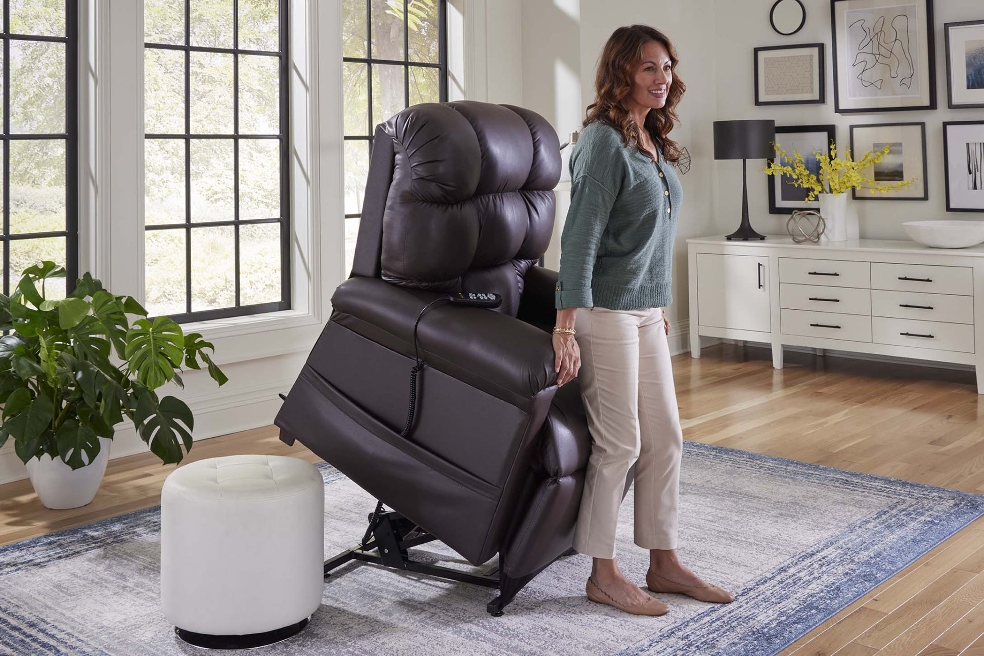 Rental Infinite Positioning Lift Chair Recliner (FN) - MedEquip ShopRentals